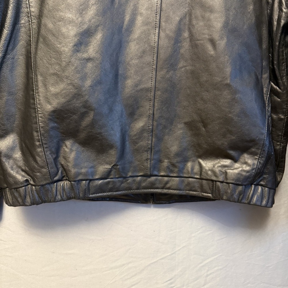 St. John's Bay Leather Bomber Jacket Mens Large Black Zip Front Quilted Lined - Picture 8 of 12